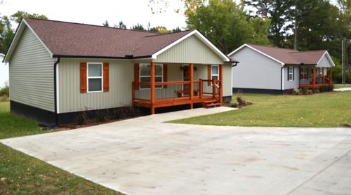 2004 Glisson Dr, Tunnel Hill, GA, 30755-7777 | Card Image