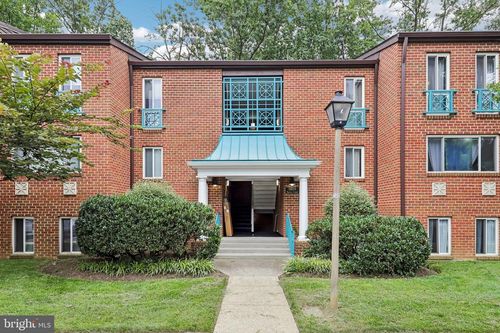22d-11809 Breton Ct, RESTON, VA, 20191-3209 | Card Image