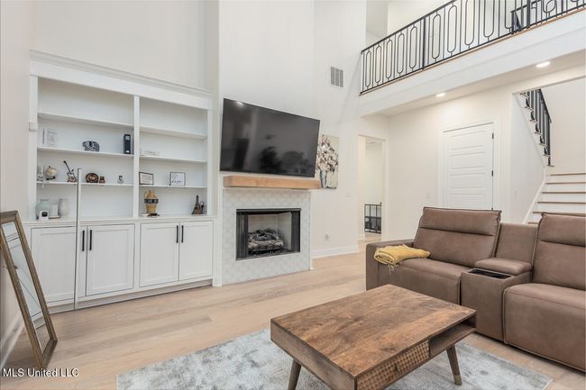 Great Room | Image 5