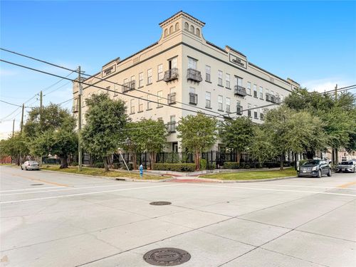 unit-4-2216 Chenevert St, Houston, TX, 77003-5853 | Card Image