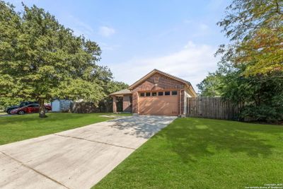 7253 Artisan Lane, House other with 3 bedrooms, 2 bathrooms and null parking in San Antonio TX | Image 2