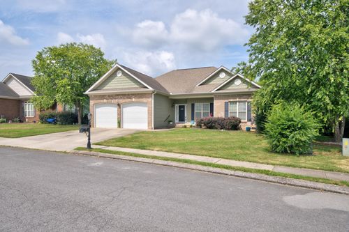 8189 Kaitlin Ln, Ooltewah, TN, 37363-5910 | Card Image