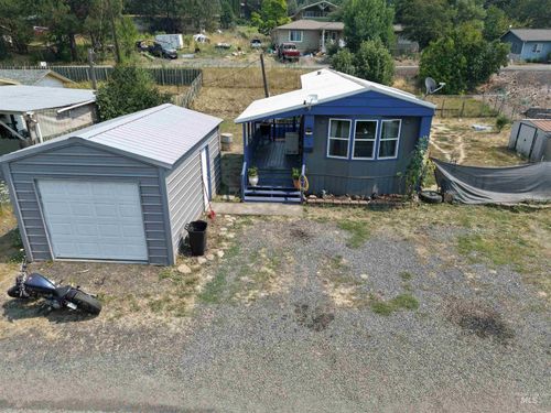 110 N Front St, Kamiah, ID, 83536-5041 | Card Image