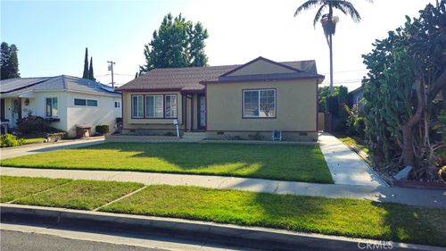 5209 Coke Ave, Lakewood, CA, 90712-2303 | Card Image