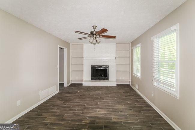 1355 Cone Cir, House other with 3 bedrooms, 3 bathrooms and null parking in Grayson GA | Image 4