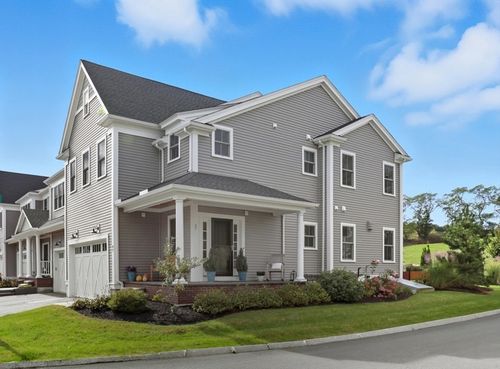 47-47 Cutter Ln, Amesbury, MA, 01913-4258 | Card Image