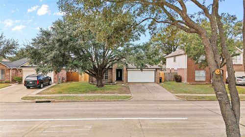 6627 Greenhouse Rd, Katy, TX, 77449-8303 | Card Image