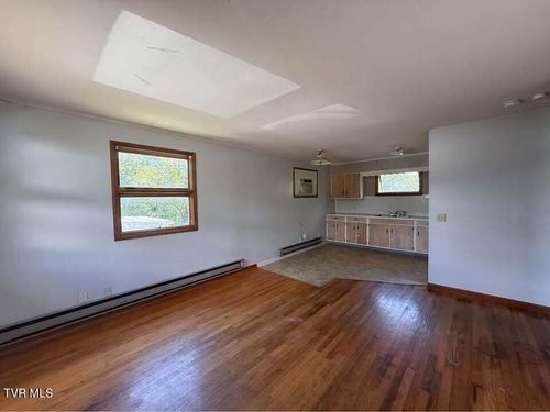 4-1621 Arbor Pl, Kingsport, TN, 37665-1375 | Card Image
