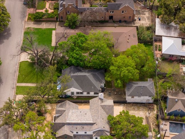 1508 Pease Rd, House other with 3 bedrooms, 1 bathrooms and 2 parking in Austin TX | Image 35