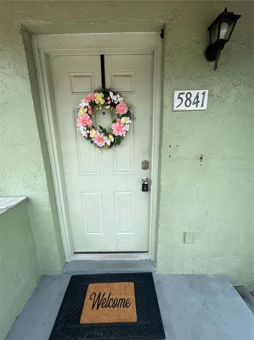 201-5841 La Costa Dr, Orlando, FL, 32807-2967 | Card Image