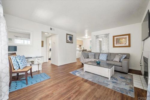 7394 Altiva Pl, Carlsbad, CA, 92009-6421 | Card Image