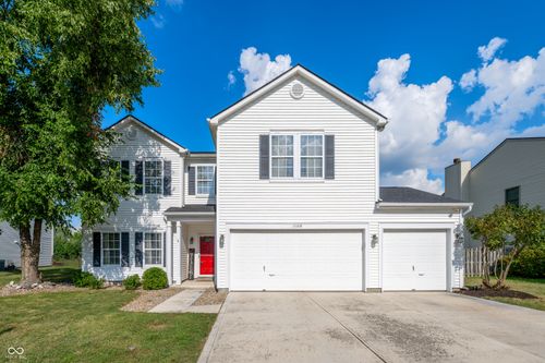 15160 Redcliff Dr, Noblesville, IN, 46062-7108 | Card Image
