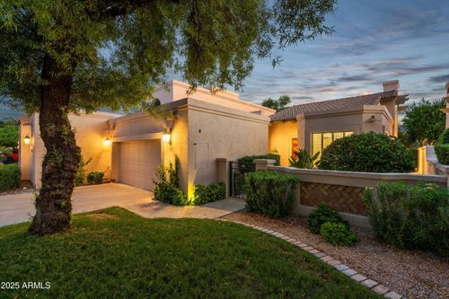 10061 E Turquoise Avenue, Scottsdale, AZ, 85258 | Card Image