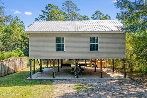 10100 Bancroft St, Bay Saint Louis, MS, 39520-7225 | Card Image