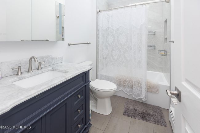 10 English Path, House other with 5 bedrooms, 3 bathrooms and null parking in Freehold NJ | Image 73