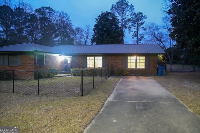 1803 S Maple Dr, House other with 3 bedrooms, 2 bathrooms and null parking in Vidalia GA | Image 29