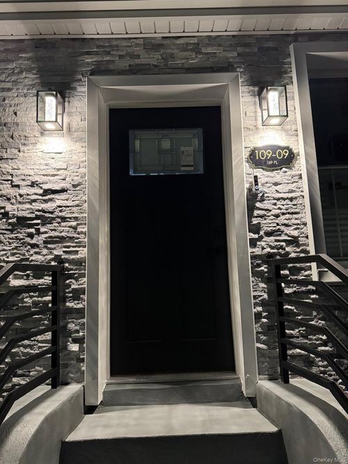 10909 169th Pl, Jamaica, NY, 11433-2931 | Card Image