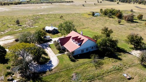 948 Upper Elgin River Rd, Elgin, TX, 78621-5556 | Card Image