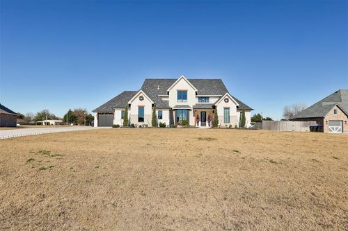 3400 Woodland Springs Dr, Norman, OK, 73072-9009 | Card Image