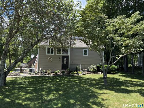 81 Oswegatchie Rd, Waterford, CT, 06385-1439 | Card Image