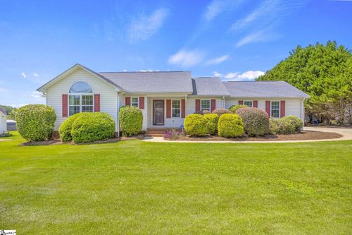 40 Pine Ridge Rd, Lyman, SC, 29365-1246 | Card Image