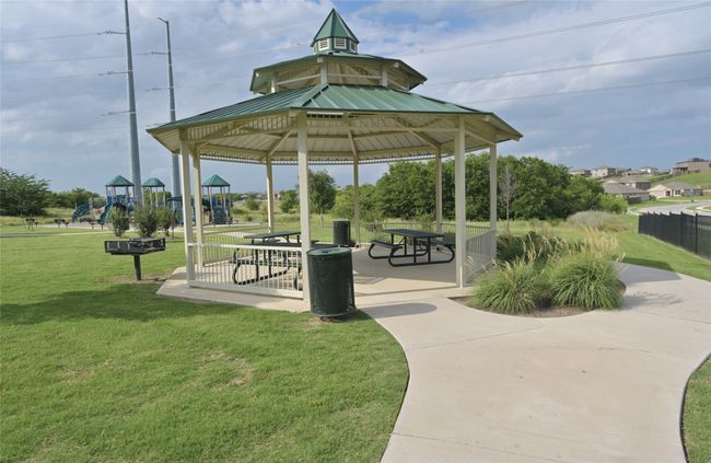 Covered Picnic area & Walking Trail | Image 40
