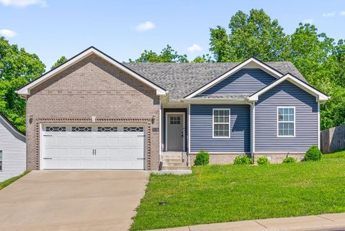 1136 Racker Dr, Clarksville, TN, 37043-2142 | Card Image