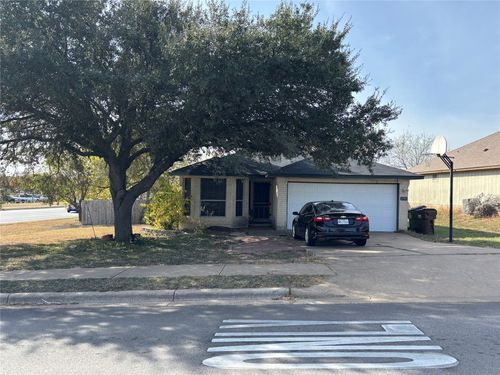 2700 Settlement Dr, Round Rock, TX, 78665-2546 | Card Image