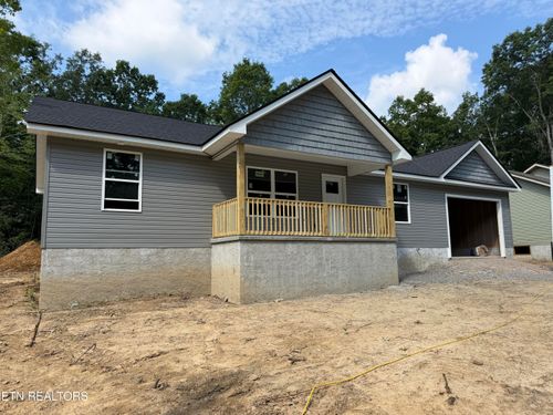 922 Kemah Ln, Crossville, TN, 38572-1005 | Card Image