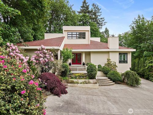 11950 Ne 36th Pl, Bellevue, WA, 98005-1248 | Card Image