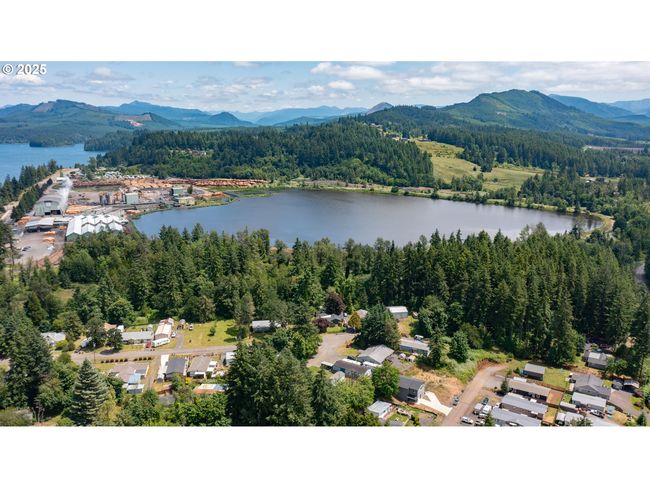 4901 Highway 20, Home with 0 bedrooms, 0 bathrooms and null parking in Sweet Home OR | Image 22