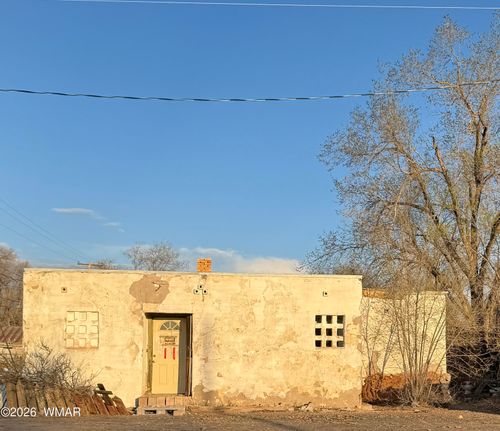 352 N 5th Ave, Holbrook, AZ, 86025-2402 | Card Image