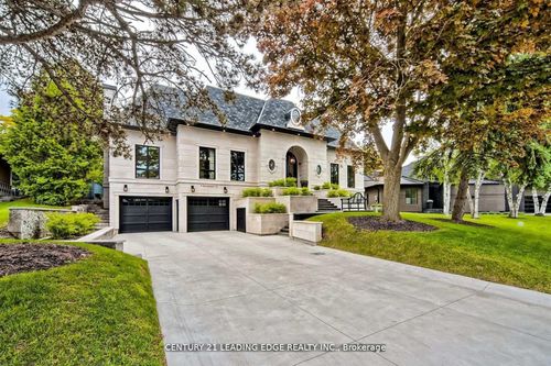9 Sandpiper Crt, North York, ON, M3A3G7 | Card Image