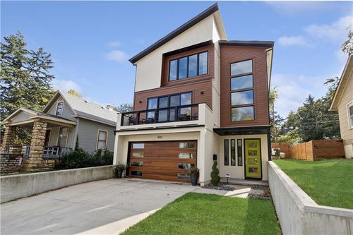 1913 W 48th St, Westwood, KS, 66205-1902 | Card Image