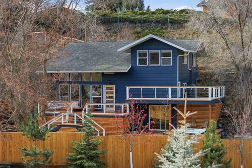 601 High Park Way, Missoula, MT, 59803-2236 | Card Image