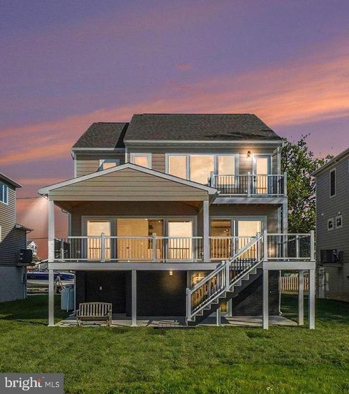 9108 Hinton Ave, SPARROWS POINT, MD, 21219-1655 | Card Image