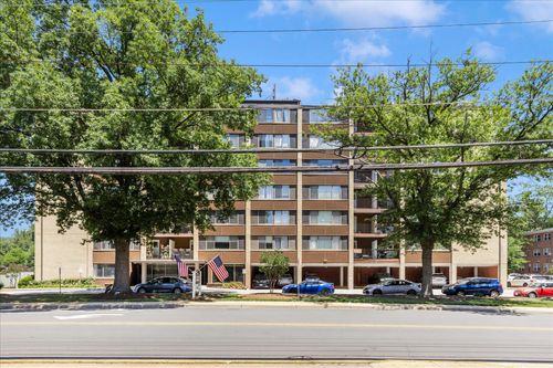 33-4401 Cherry Hill Rd, ARLINGTON, VA, 22207-3300 | Card Image