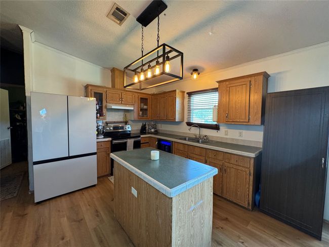 510 W 11 Th St, House other with 3 bedrooms, 2 bathrooms and null parking in Cisco TX | Image 15