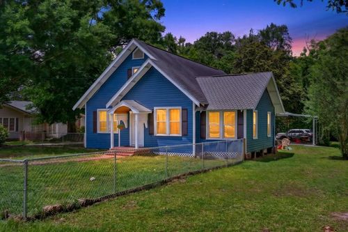 611 Glenwood St, Picayune, MS, 39466-2425 | Card Image