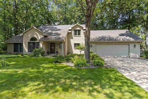 2060 Trissino Way, ASHWAUBENON, WI, 54313 | Card Image