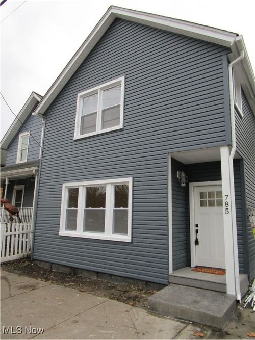 785 Starkweather Ave, Cleveland, OH, 44113-4617 | Card Image