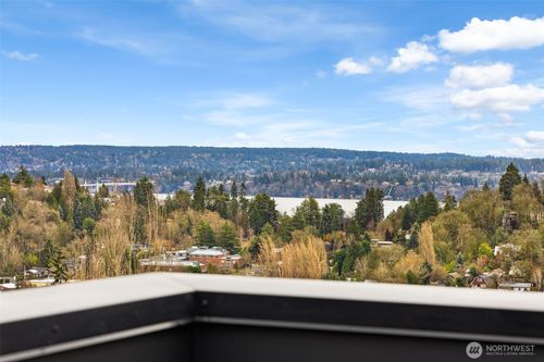 a-113 24th Ave E, Seattle, WA, 98112-5401 | Card Image