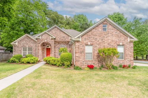 133 Hibiscus Dr, Maumelle, AR, 72113-5819 | Card Image