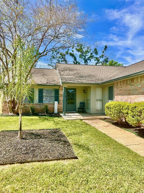 627 Stonewall Drive, Richmond, TX, 77469 | Card Image