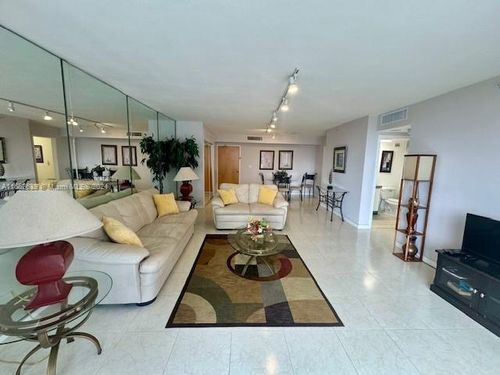 512-9195 Collins Ave, Surfside, FL, 33154 | Card Image