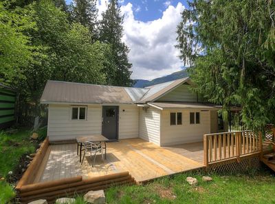 8312 Procter Rd East, House other with 2 bedrooms, 1 bathrooms and null parking in Procter BC | Image 1