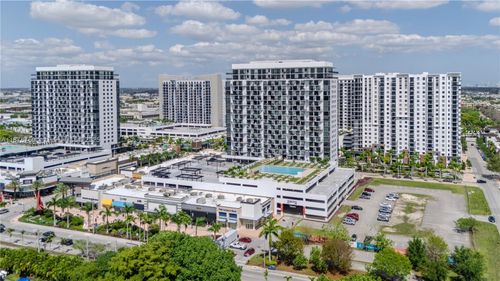 apt-1402-5252 Nw 85th Ave, Doral, FL, 33166-5335 | Card Image