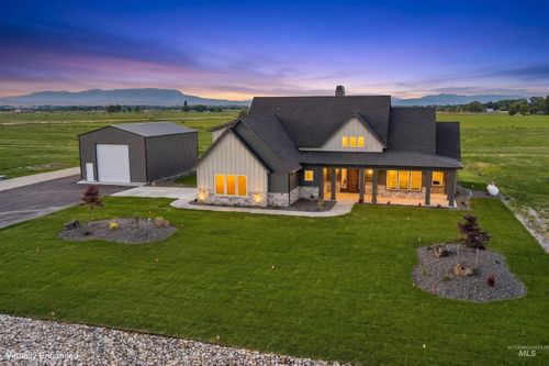 3990 Eleanor Ln, Emmett, ID, 83617 | Card Image