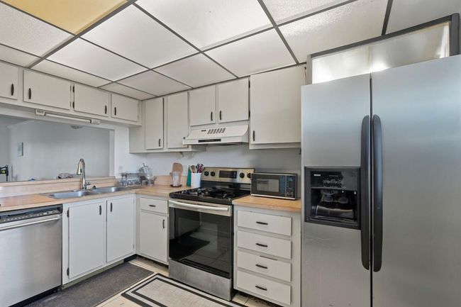 APT-301 - 6075 N Sabal Palm Blvd, Condo with 2 bedrooms, 2 bathrooms and null parking in Tamarac FL | Image 8