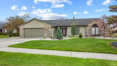 1722 Lochinvar Drive, House other with 3 bedrooms, 2 bathrooms and null parking in Fort Wayne IN | Image 1